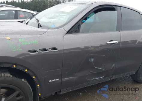 2018 Maserati Levante Granlusso из США, поврежденный, VIN ZN661XUL9JX259663